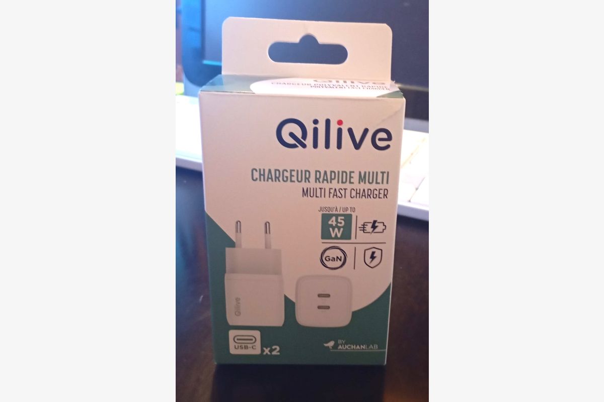 Photo 1 Chargeur pour smartphone