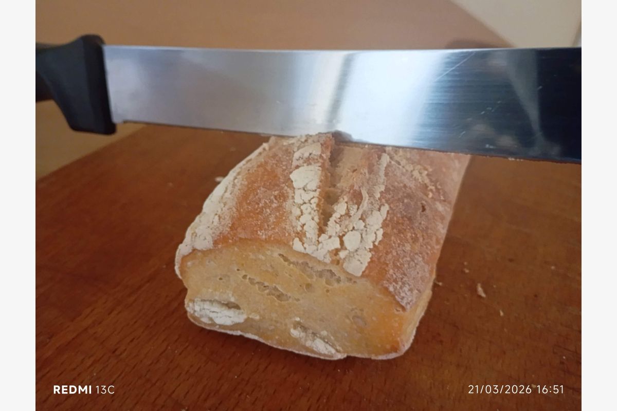 Couteau à pain de chef 19 cm - 30244028_b4c2eaa0cbaa68e205715eebbecfc78f.jpg