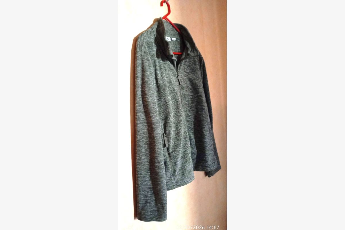Photo 1 Veste polaire xl fin gris clair 