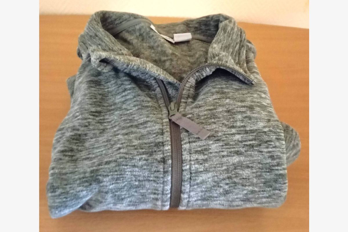 Veste polaire xl fin gris clair  - 30244050_e79c482df89a8ff96990684e6ee79fc9.jpg