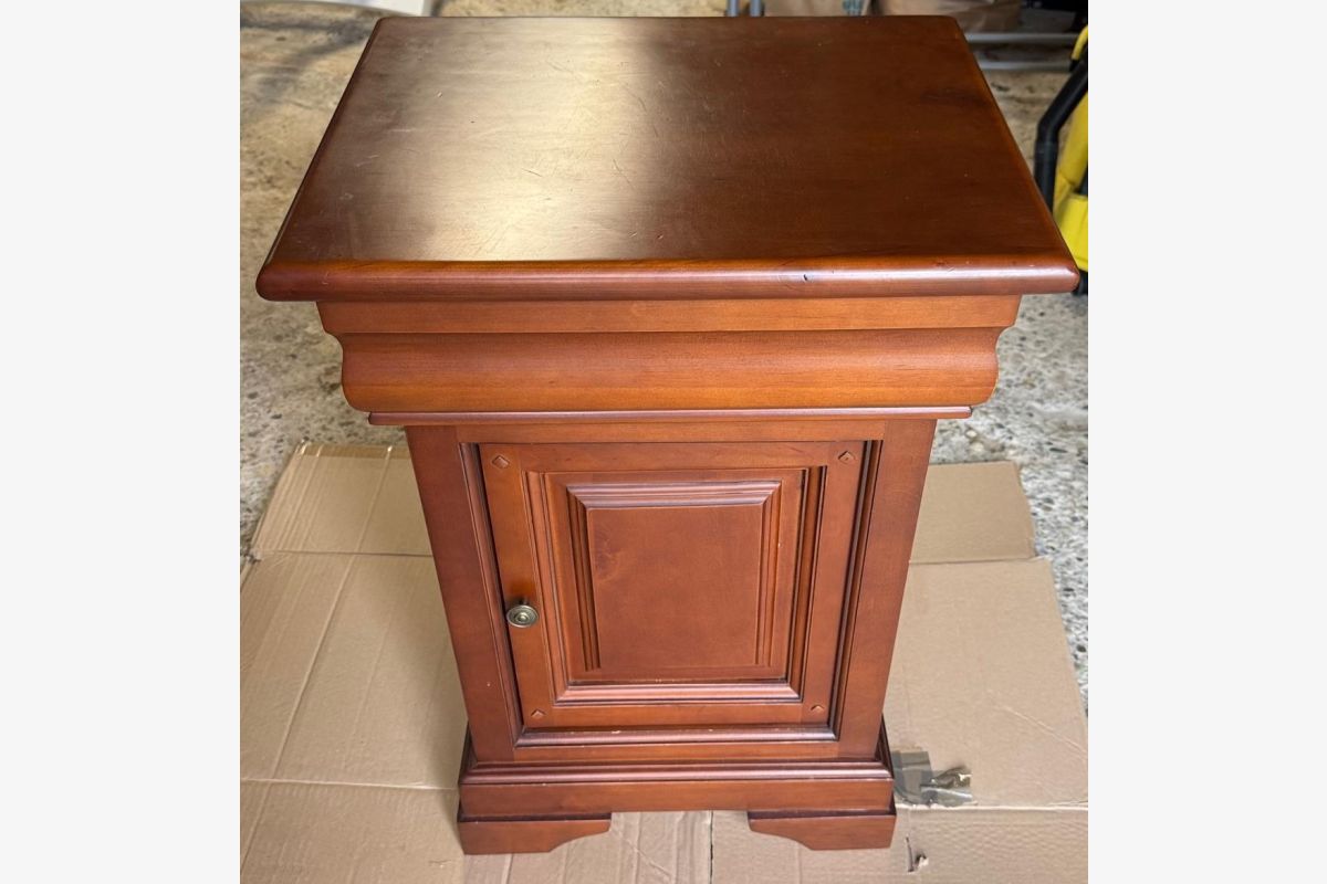 Photo 1 Vends chevets bois massif