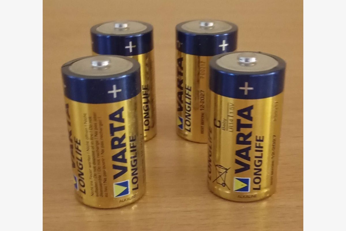 Photo 1 4 Piles LR14  VARTA