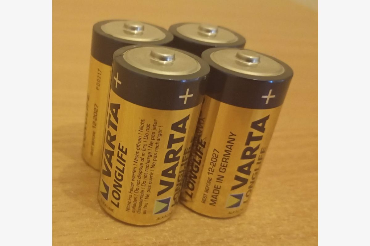 4 Piles LR14  VARTA - 30244144_fe5dbb59e67b71b591306dae52d89305.jpg
