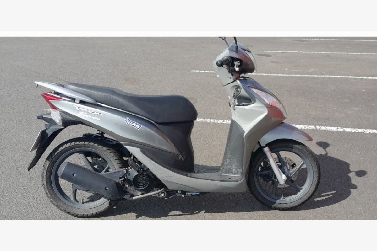 Photo 1 Scooter Honda