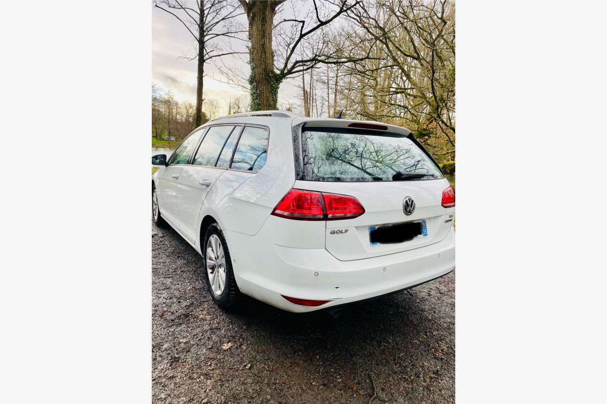 Volkswagen Golf SW VII 1.6 TDI 110ch Confortline BlueMotion - 30244885_7aa6de8e1a1a48a35fcaf4c72a535634.jpg