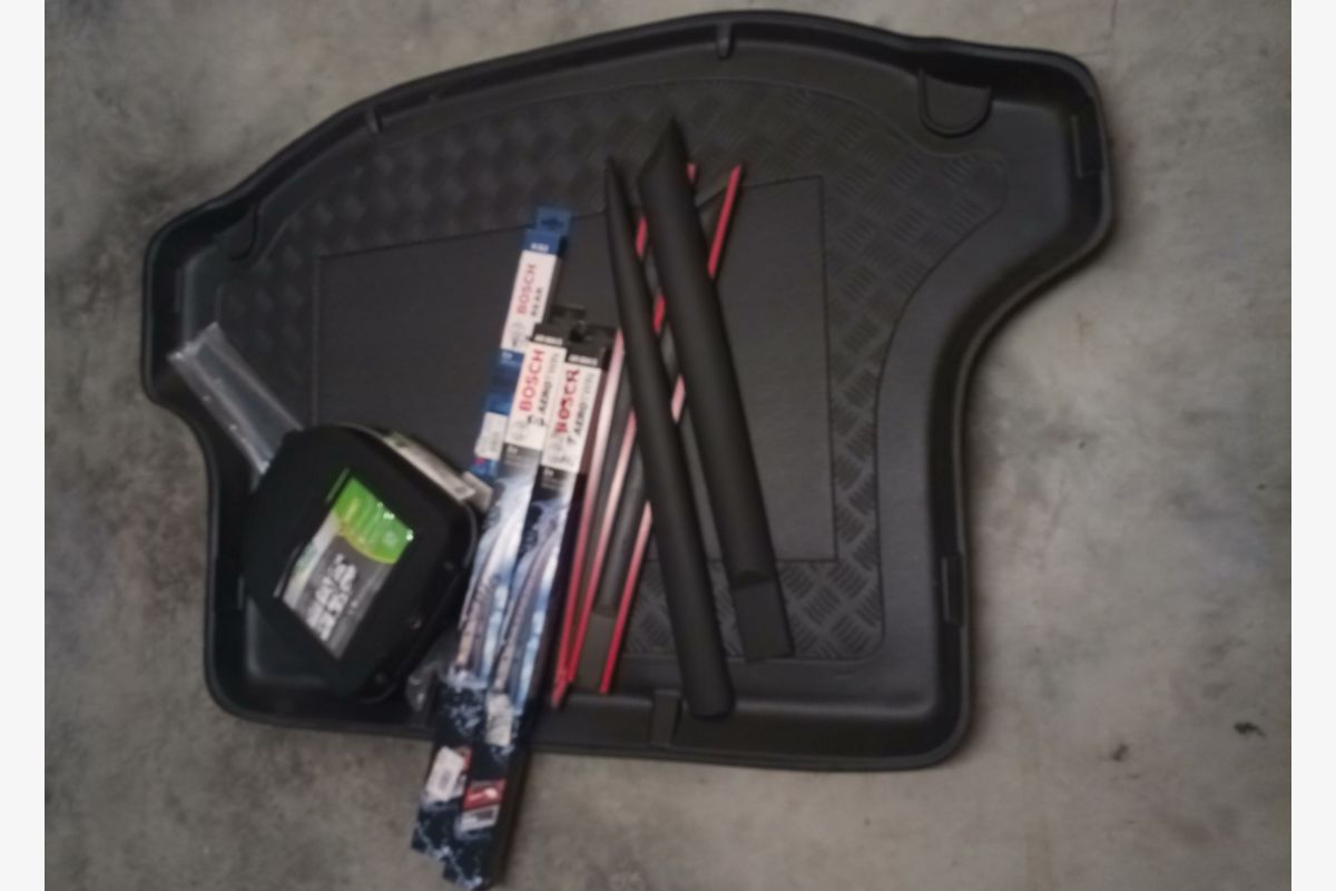 Photo 1 Lot d'accessoires Kia Sportage