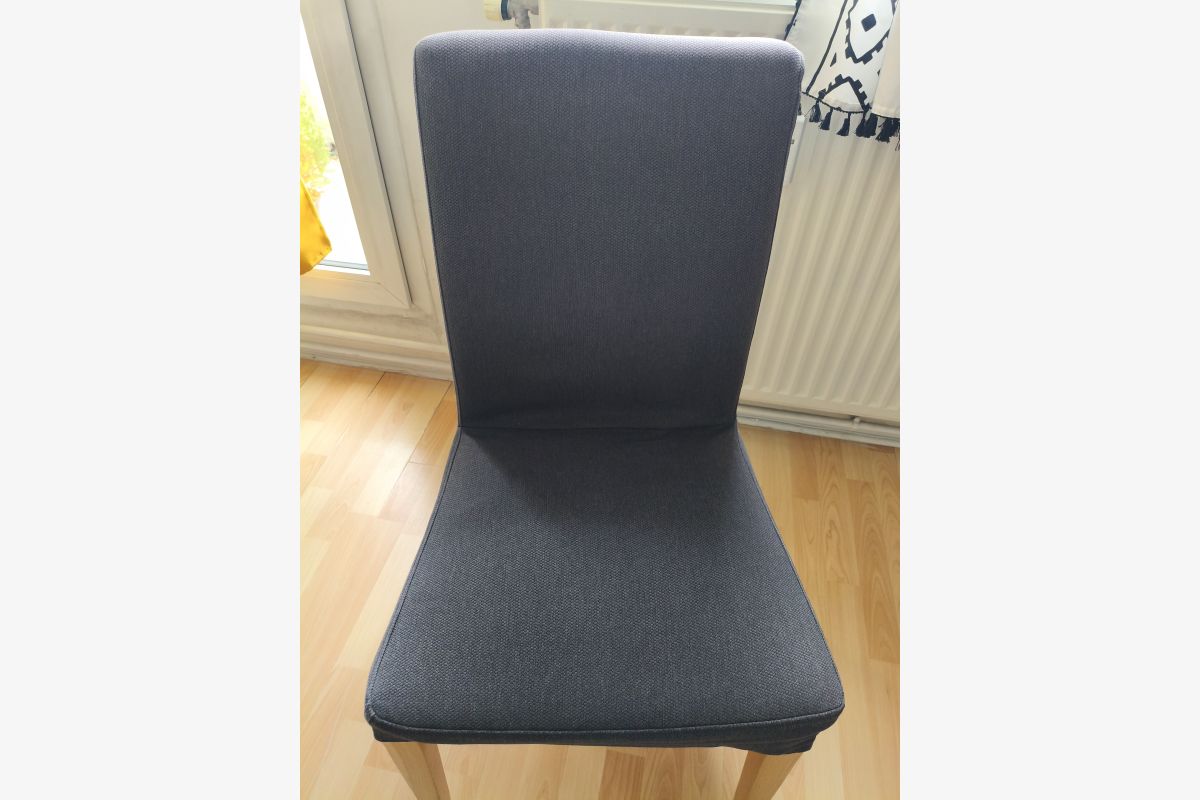 Chaises en bois - 30244929_a75a06f8cfe79dde9978ffa0295e21e6.jpg