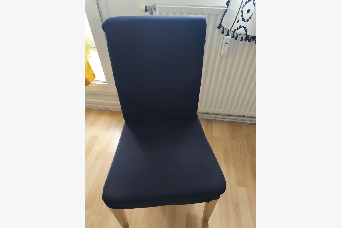 Chaises en bois - 30244929_afe4a9cb7ca083f6e385792d796843d2.jpg