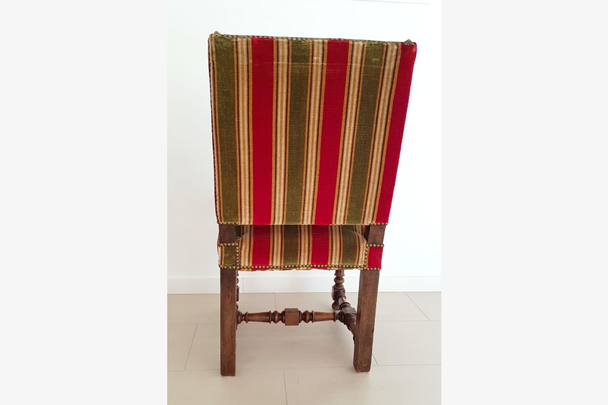 Chaise - Style Louis XIII - Velours et Chêne massif - Ancien - 30244959_16d643e992b79532c15e36a75baed8b8.jpg