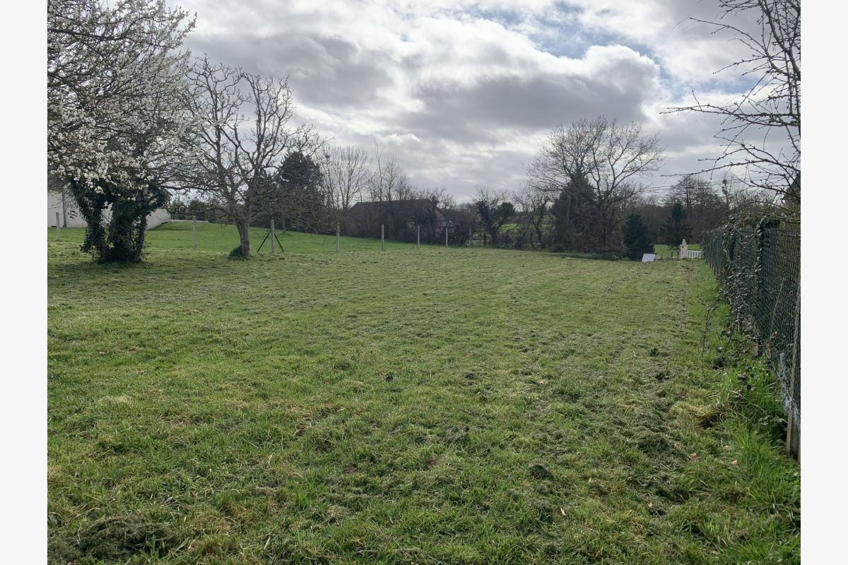 à vendre terrain à batir de 936m2, non viabilisé... - 30245214_d015aa3b87edb50a405df7ce48e383db.jpg