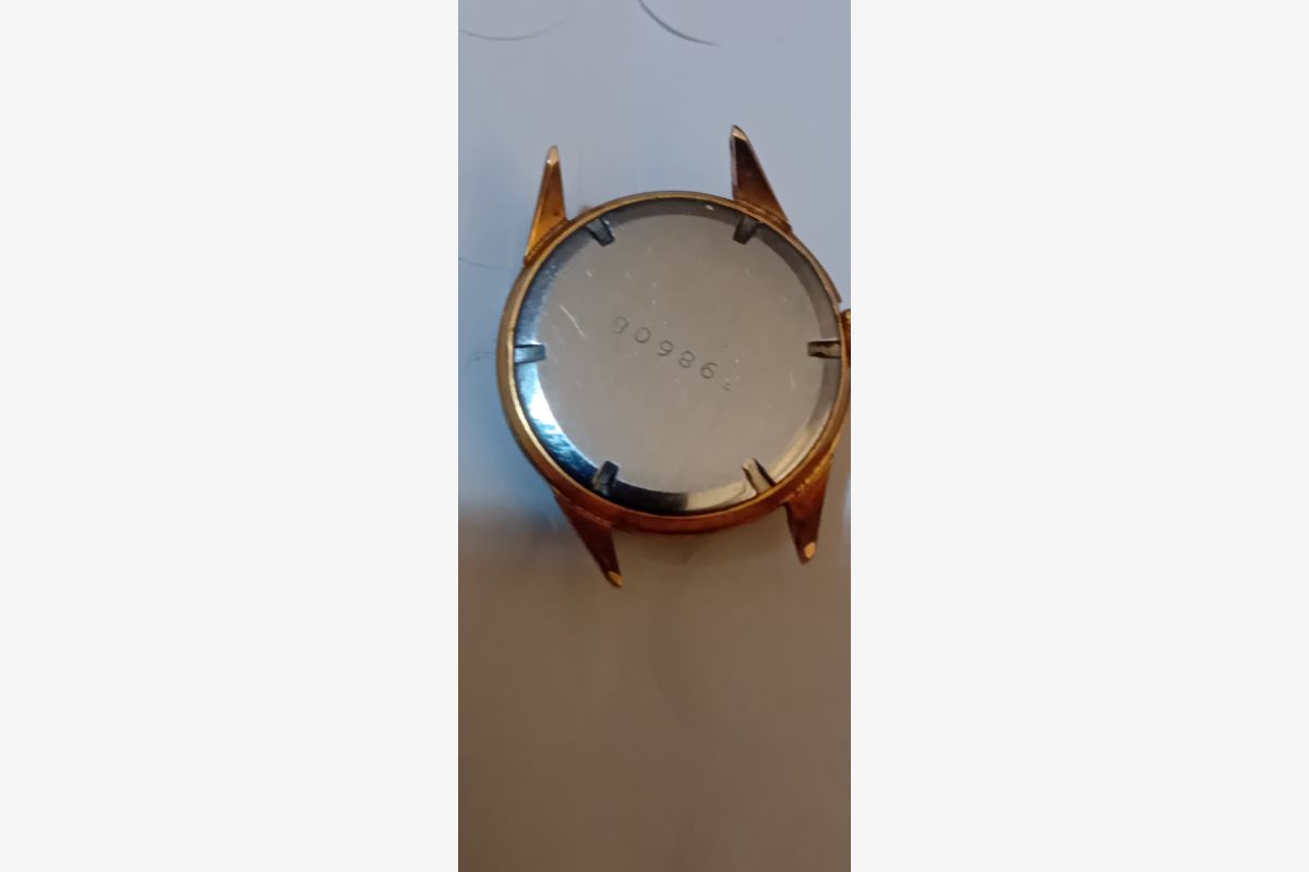Montre LIP souveraine femme 1957  - 30245369_400715b7e86932b586049b262cba1075.jpg