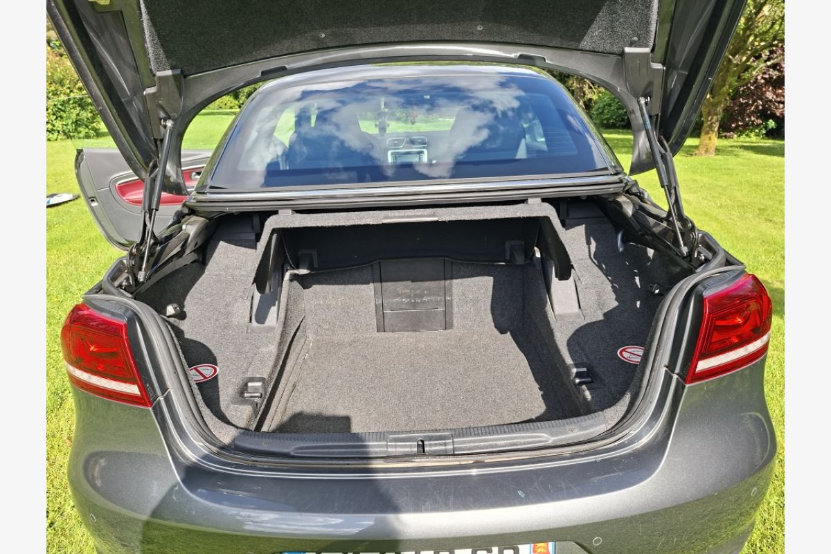 Cabriolet Eos Volkswagen - 30245489_92fc775fd5c633a0890a3389ce7f165f.jpg