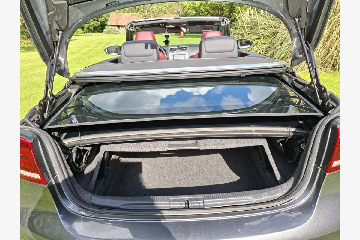 Cabriolet Eos Volkswagen - 30245489_f734e64a1b3bd8b7732a40df421dbb7e.jpg