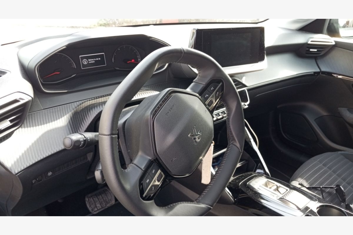 Peugeot 208 Style - 30245513_8077eb031d28bb92492bec2dea86e26c.jpg