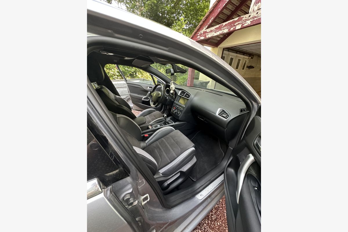 DS4 130 cv essence ,2017 - 30245544_fe4bd501d8ec9e35b169edb387b40d32.jpg
