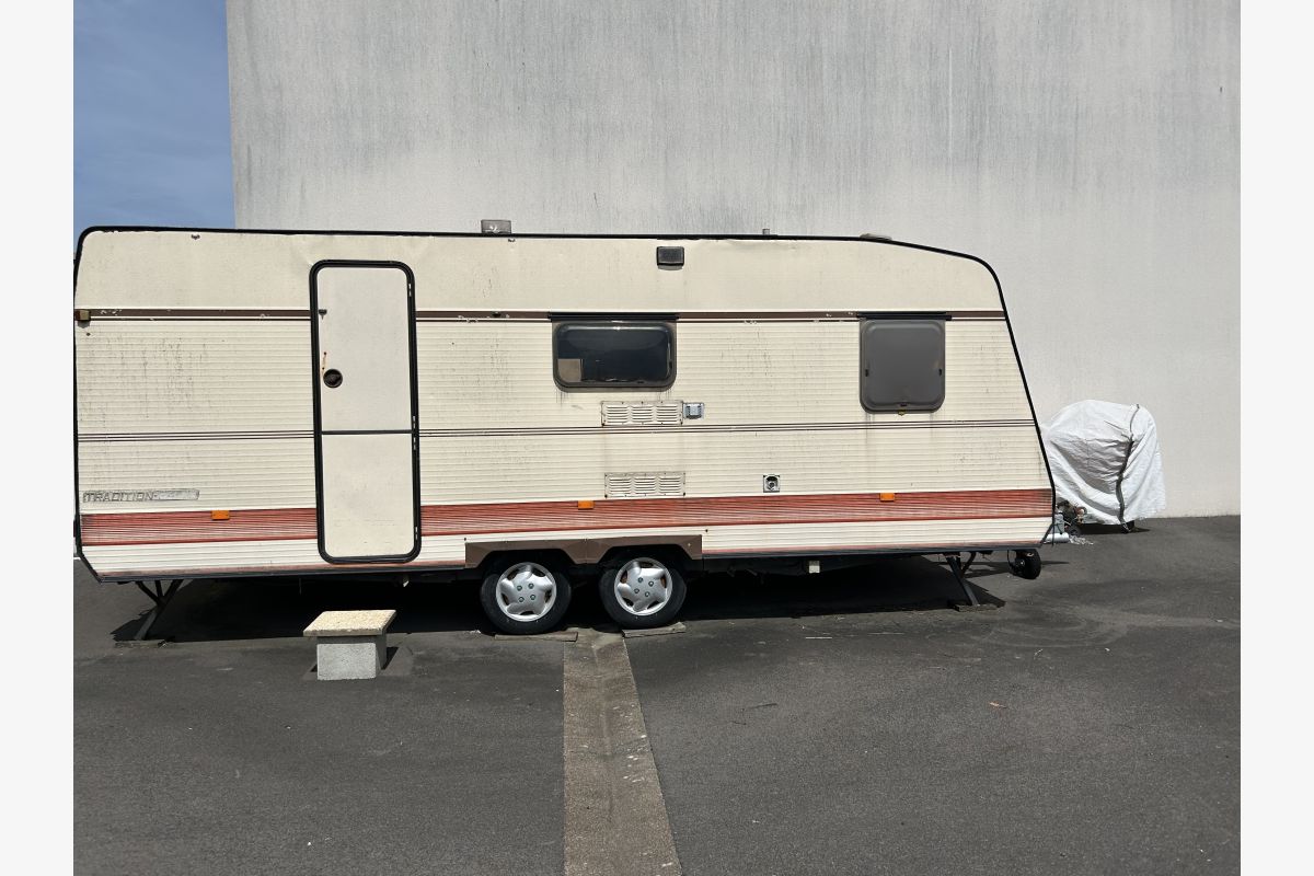Photo 1 Caravane