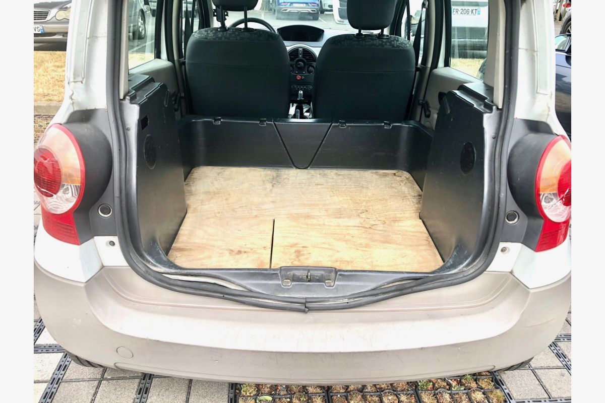 Renault societe modus en panne pour un bon bricoleur /Epaviste - 30246128_711fe9143c60355bec96649d2cf902f6.jpg