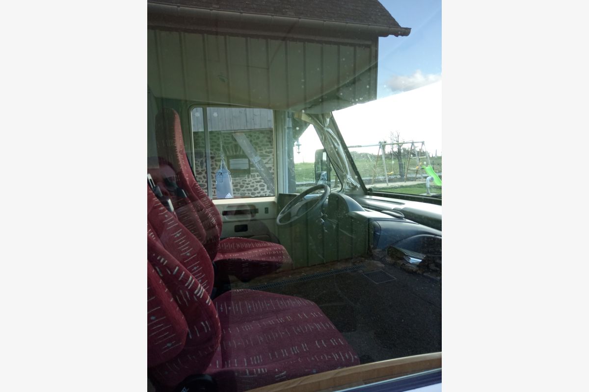 vends camping car - 30246150_4d99b6f9010debcc31b917310a6f8247.jpg