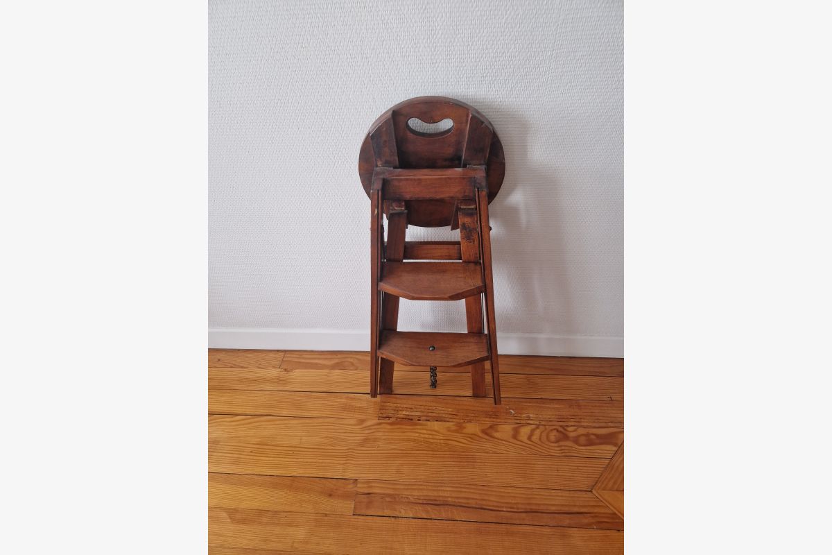 Tabouret pliant - 30246189_f7e90fb6c0fc308a44449343b707dfce.jpg