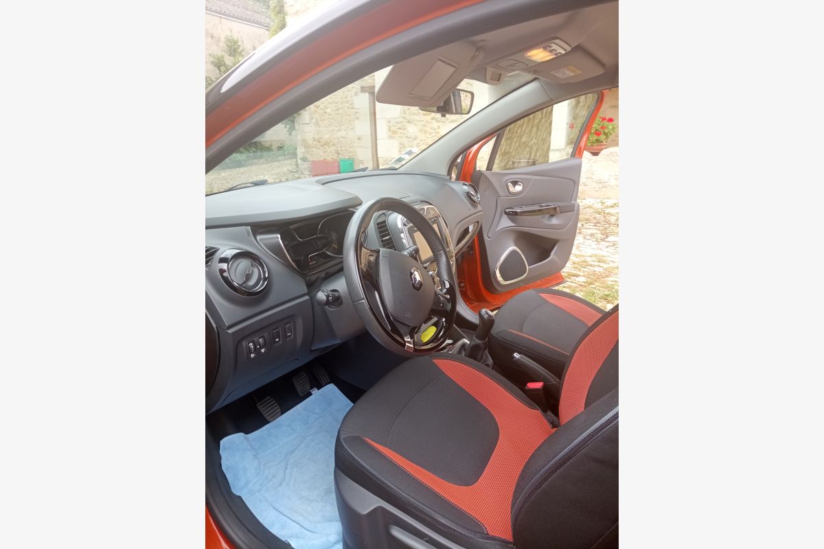 Voiture Renault Captur - 30246238_be82884a39716cab9e95979c26cb3a96.jpg