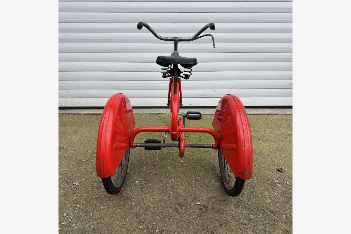 Rare tricycle Wavex Wizard rouge pour enfant, selle Dunlop d’origine, pièce de collection vintage - 30246239_ec30f8afbd9ae43af7d6745e9070d3a0.jpg