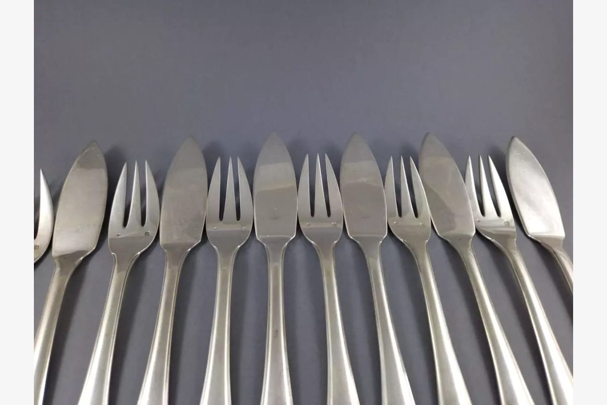 Couvert en argent massif - 30246242_0555b895cccd7ae65a0e8fbf2667b003.jpg