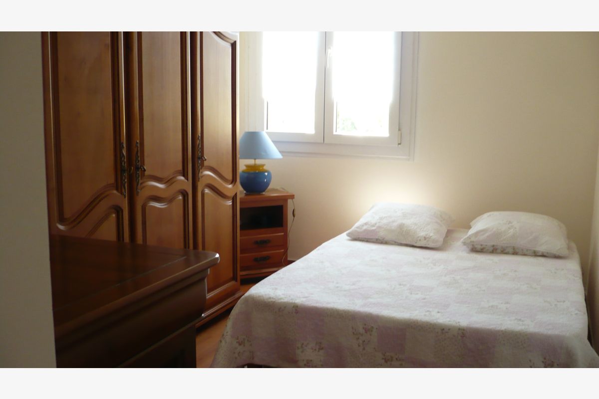 2 pièces 61 M2           Saint Raphael - Quartier les Arènes - 30246863_901d715d420eb19251f3f22d009b3a47.jpg