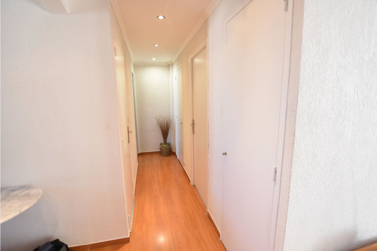 2 pièces 61 M2           Saint Raphael - Quartier les Arènes - 30246863_f41b40c141cf26e3f71ef05f29cbe22a.jpg