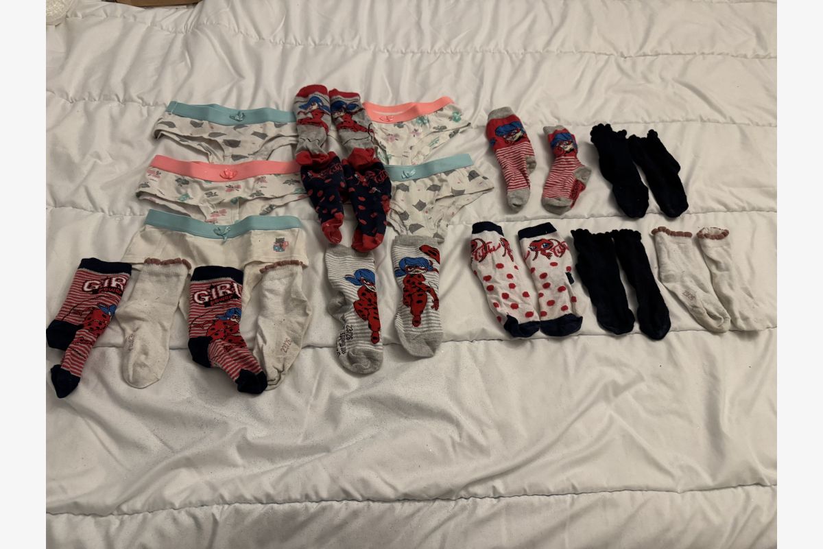 Photo 1 Ensemble vêtements fille taille 3 ans
