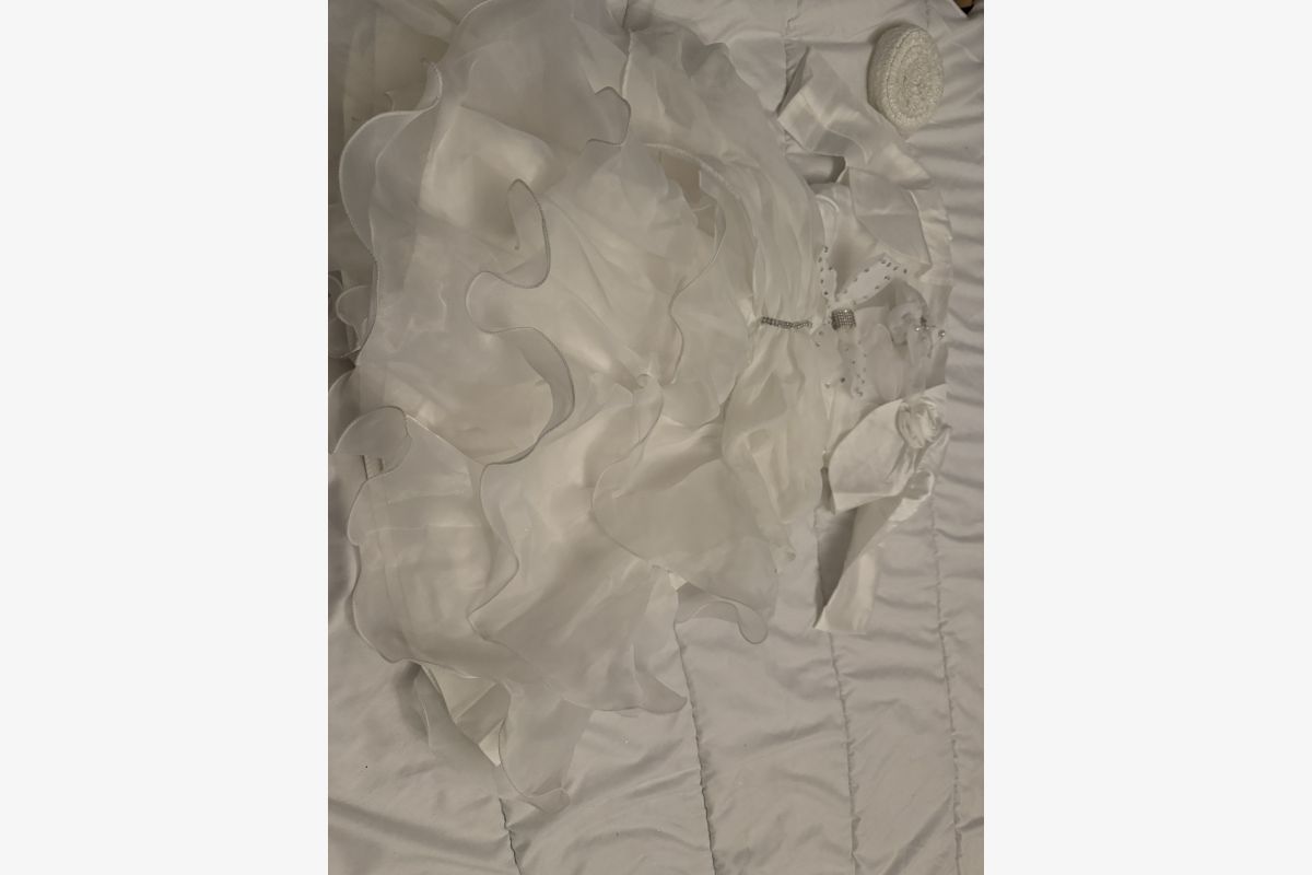 Photo 1 Robe cérémonie fille taille 3 ans