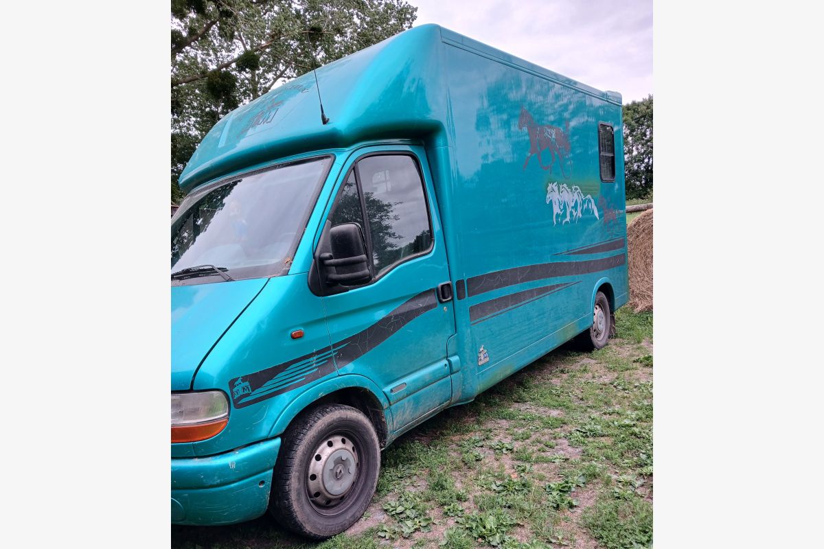 Photo 1 Camion chevaux MTM