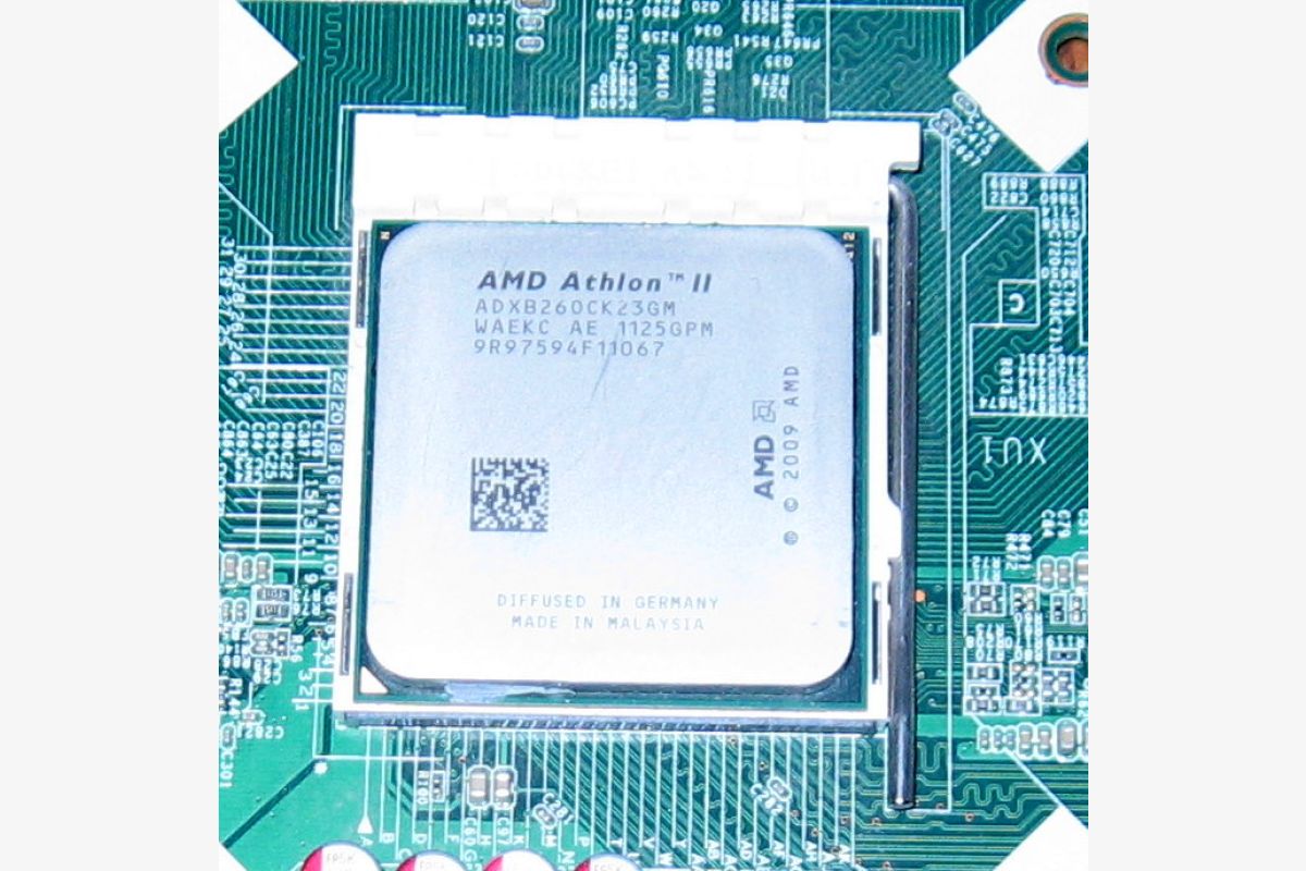 carte mere HPcompaq +ram+processeur+refroidisseur. - 30247417_55c83b667c05b317bc1a156dec7ada7f.jpg