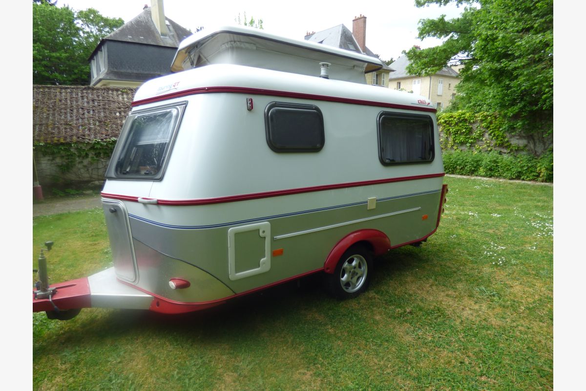 Rare caravane ERIBA - 30247621_7f1af21f34039bdfa1764718507fe14f.jpg