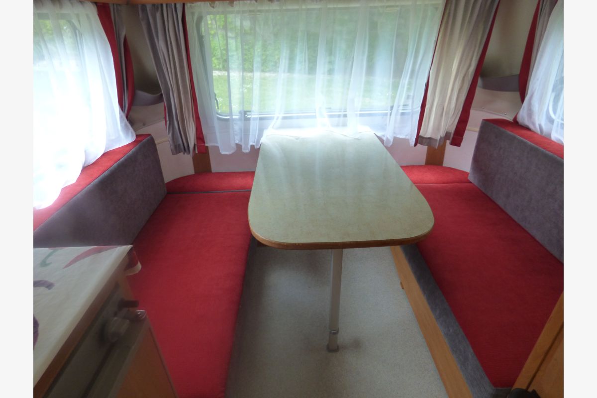 Rare caravane ERIBA - 30247621_e46deaca12d1de7104a10e8f557f0d22.jpg