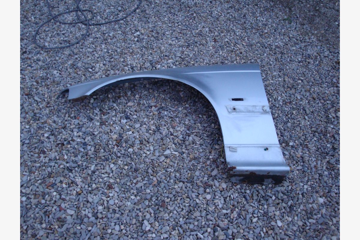 Aile av G avant gauche bmw serie 3 génération E36 de 1990 à 2000 bmw numéro oem part reference number 41358223921 41358215271 enlevé d'une compact L left wing PAS d'envoi gratuit - 30247635_8ebec850d454511eaba273c91ac0a17b.jpg