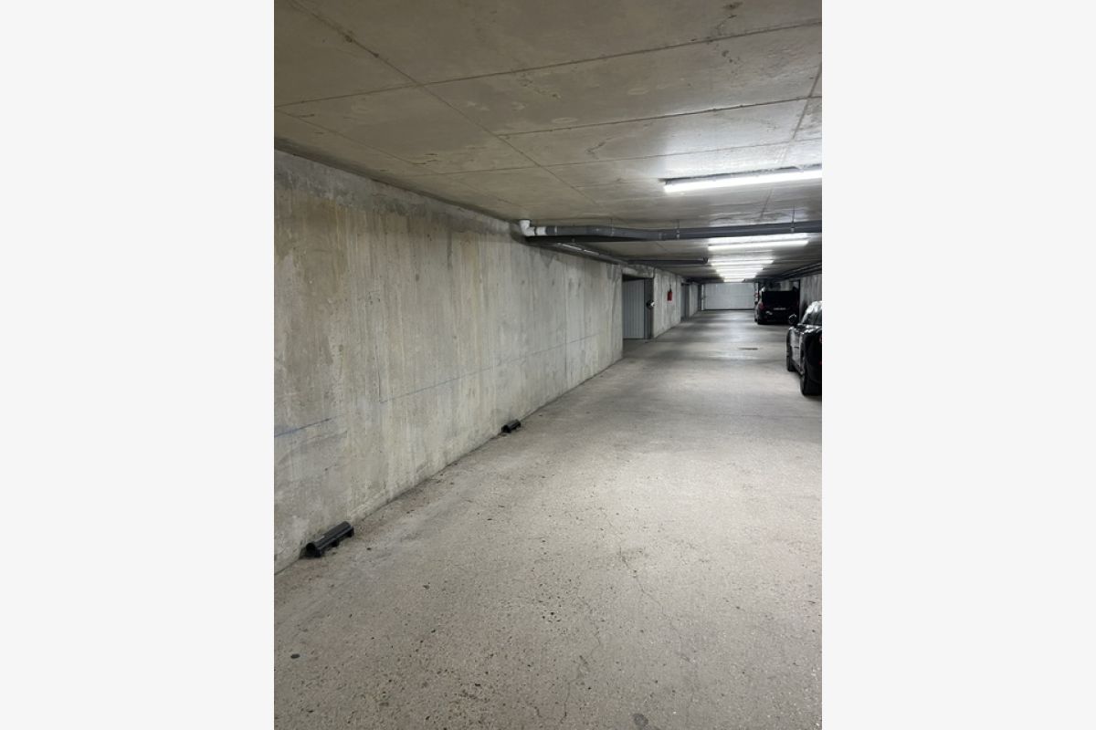 BOX fermé ROISSY EN FRANCE - 30248109_7f1c2a07763e949b2baec8088097f964.jpg