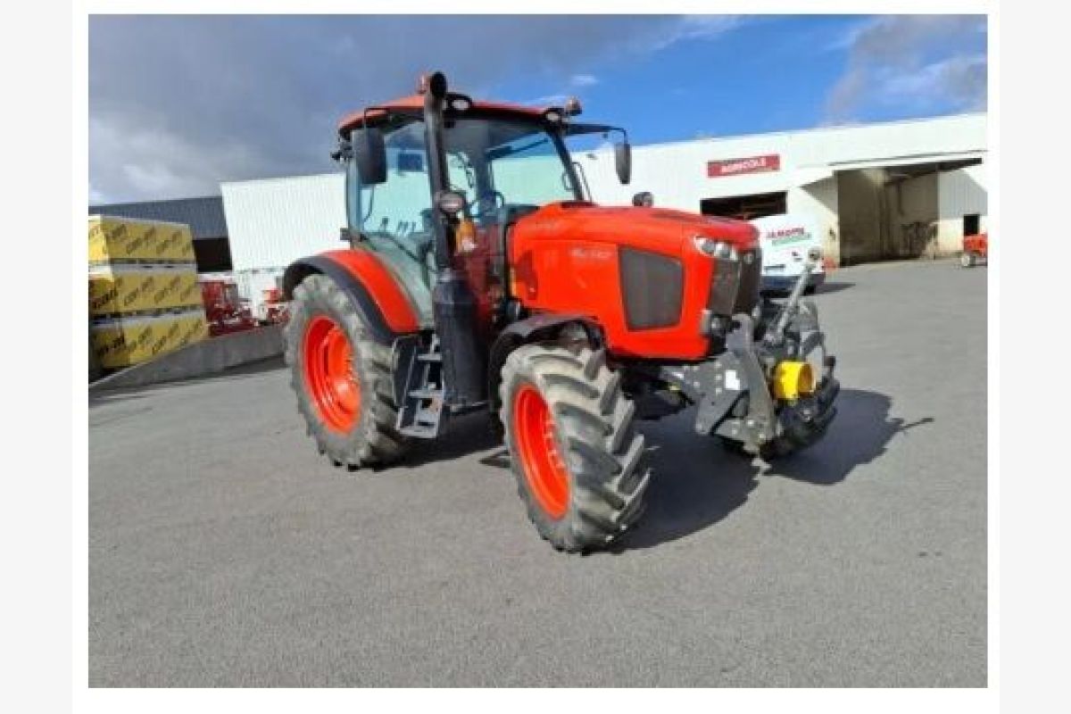 Photo 1 Tracteur Kubota M 6142