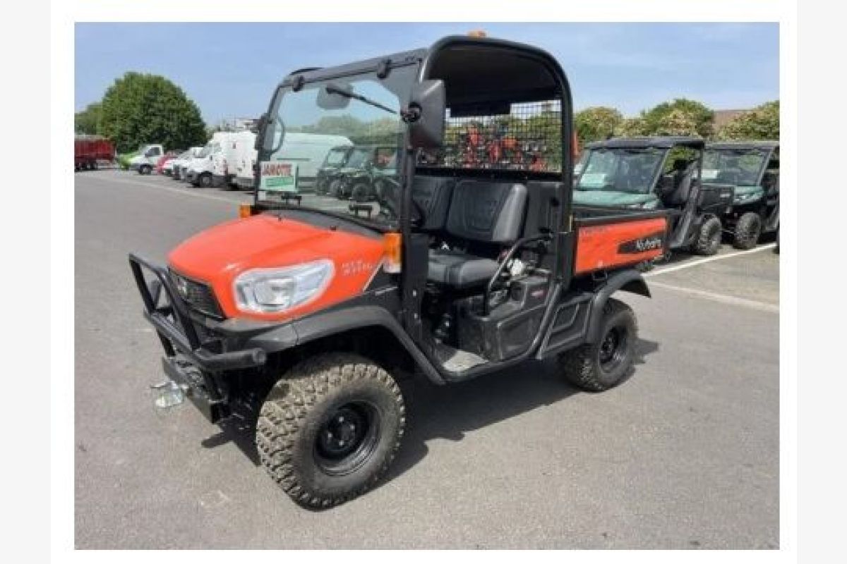 Photo 1 Kubota TRTVX 1110