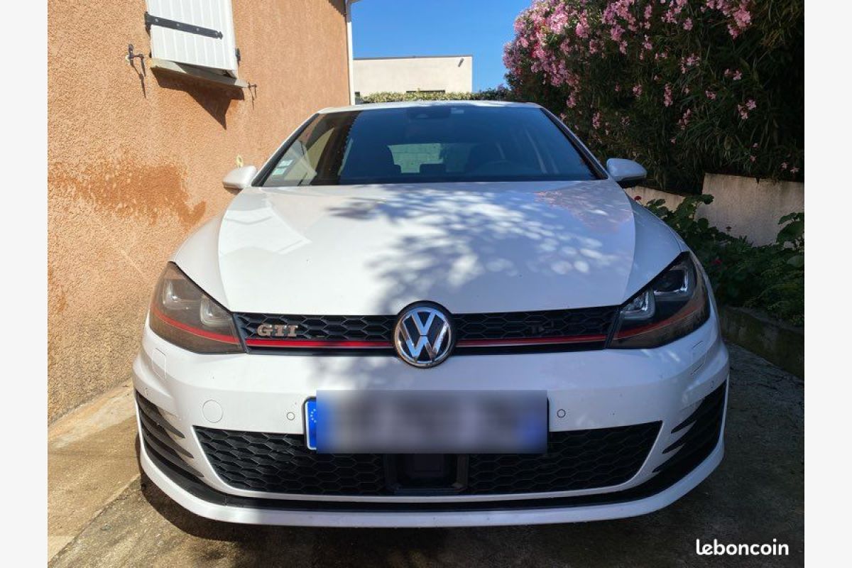 Photo 1 Volkswagen Golf 7 GTI