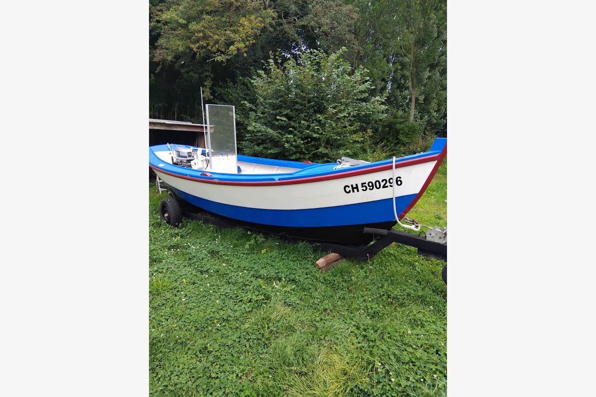 Photo 1 Bateau DORIS très bon état 
