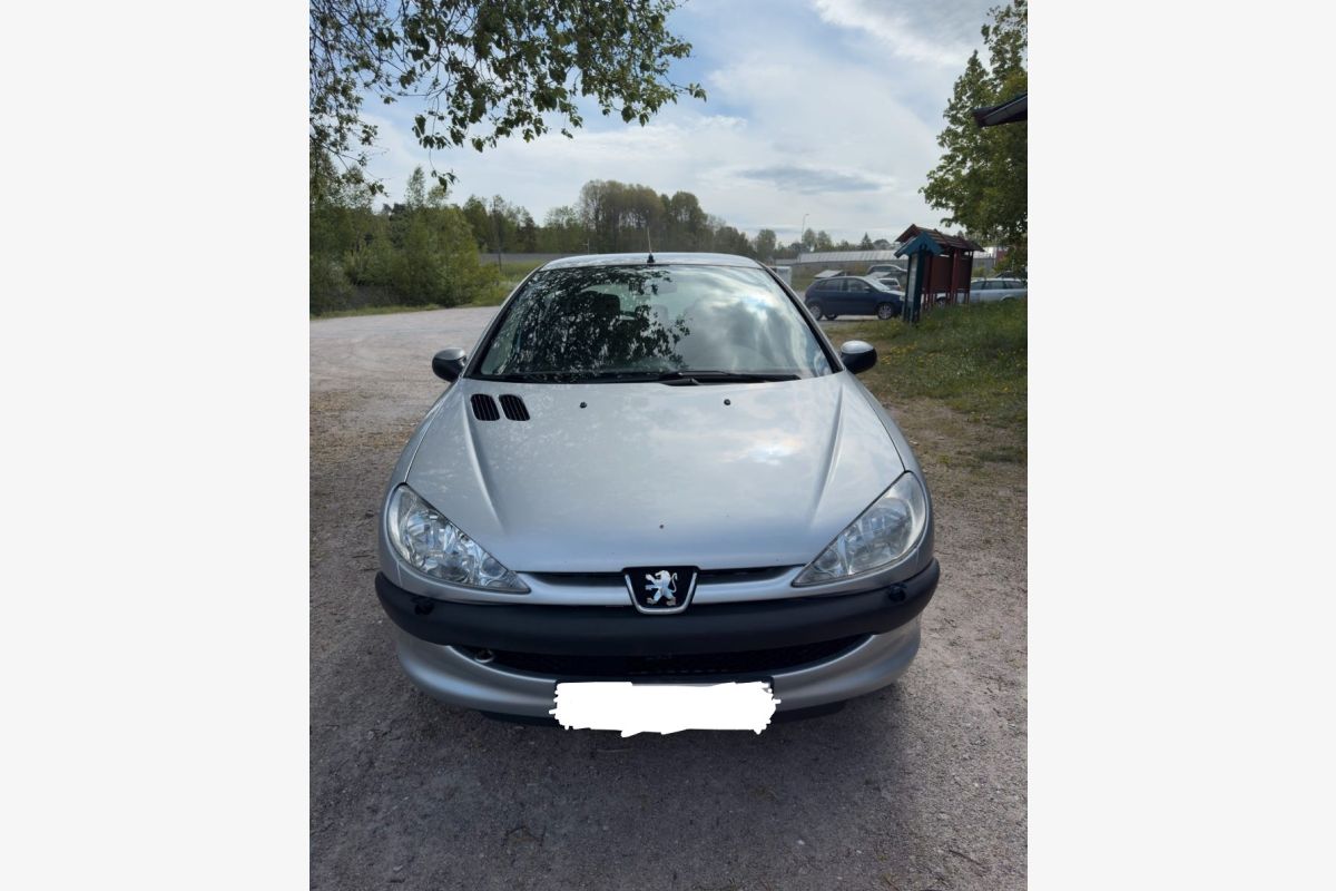 Photo 1 Je vends ma Peugeot 206 