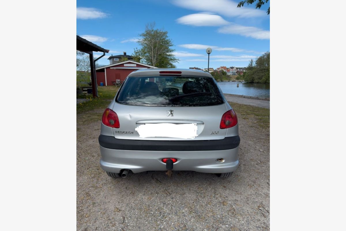 Je vends ma Peugeot 206  - 30248752_ad5e72903ff95599b301e40fd62eb4d8.jpg