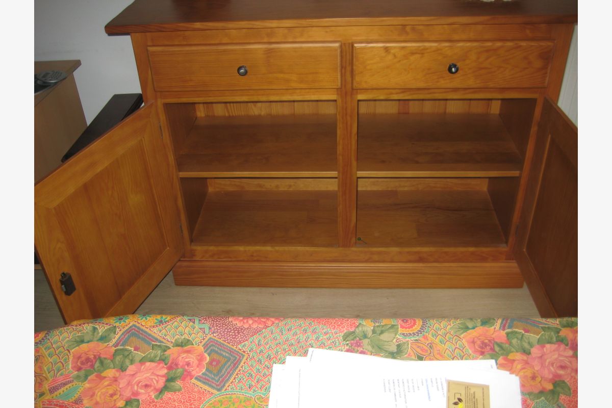 MEUBLE AVEC TIROIR EN PIN - 30248754_84d4275d3f17da42958cf9557e670c2e.jpg