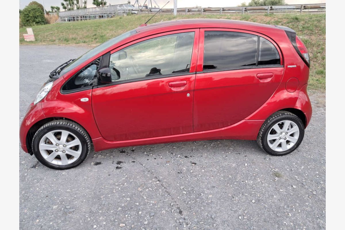 Ion électrique 4700€ - 30248783_4c3c70ca1846e5e1315c8d717814797c.jpg