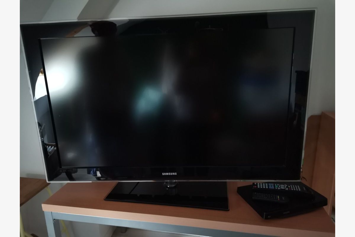 Photo 1 Belle TV