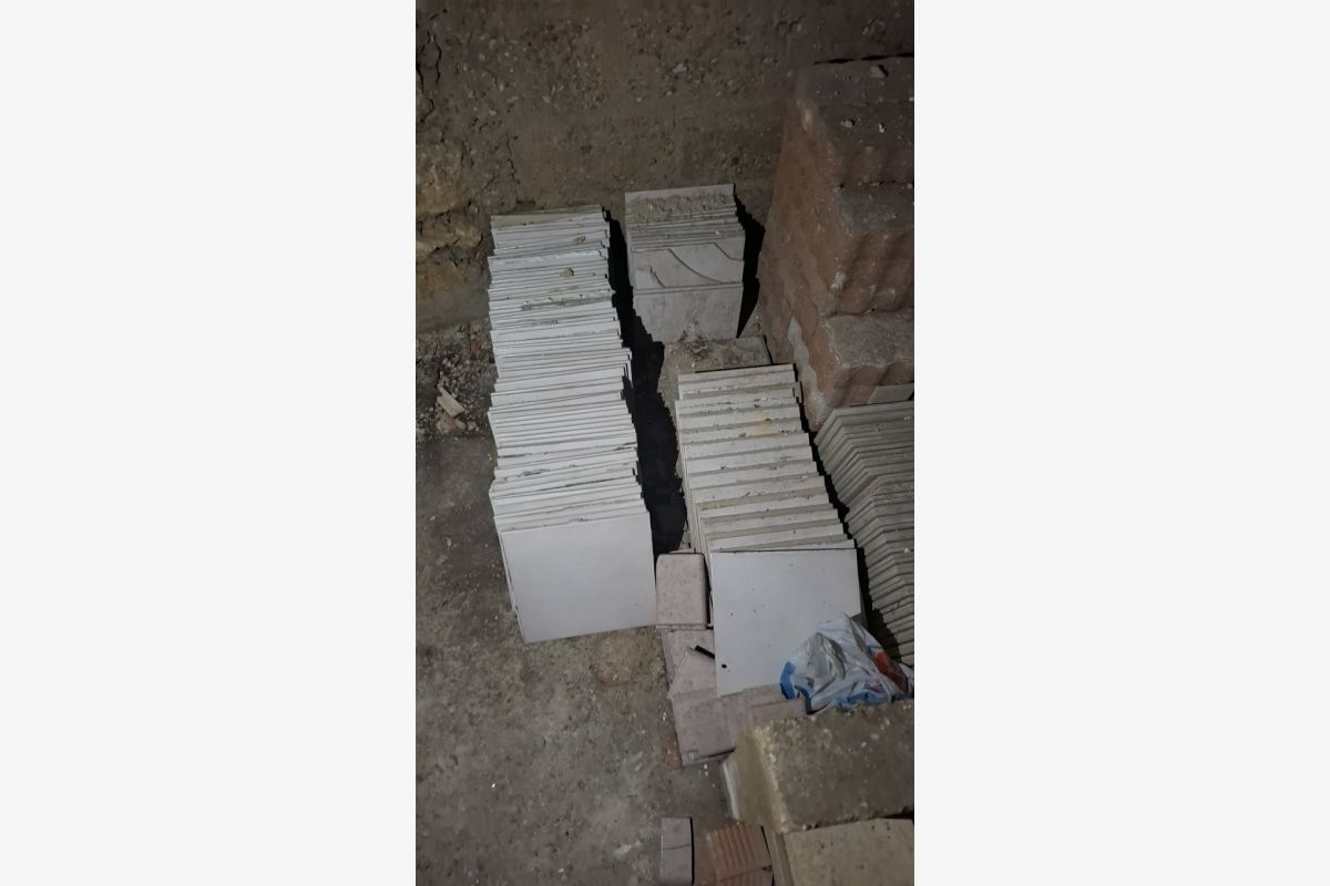 Lot de carreaux de carrelage  - 30249587_3cde03c3c954fc78a1dee8d0ba0d8fc9.jpg
