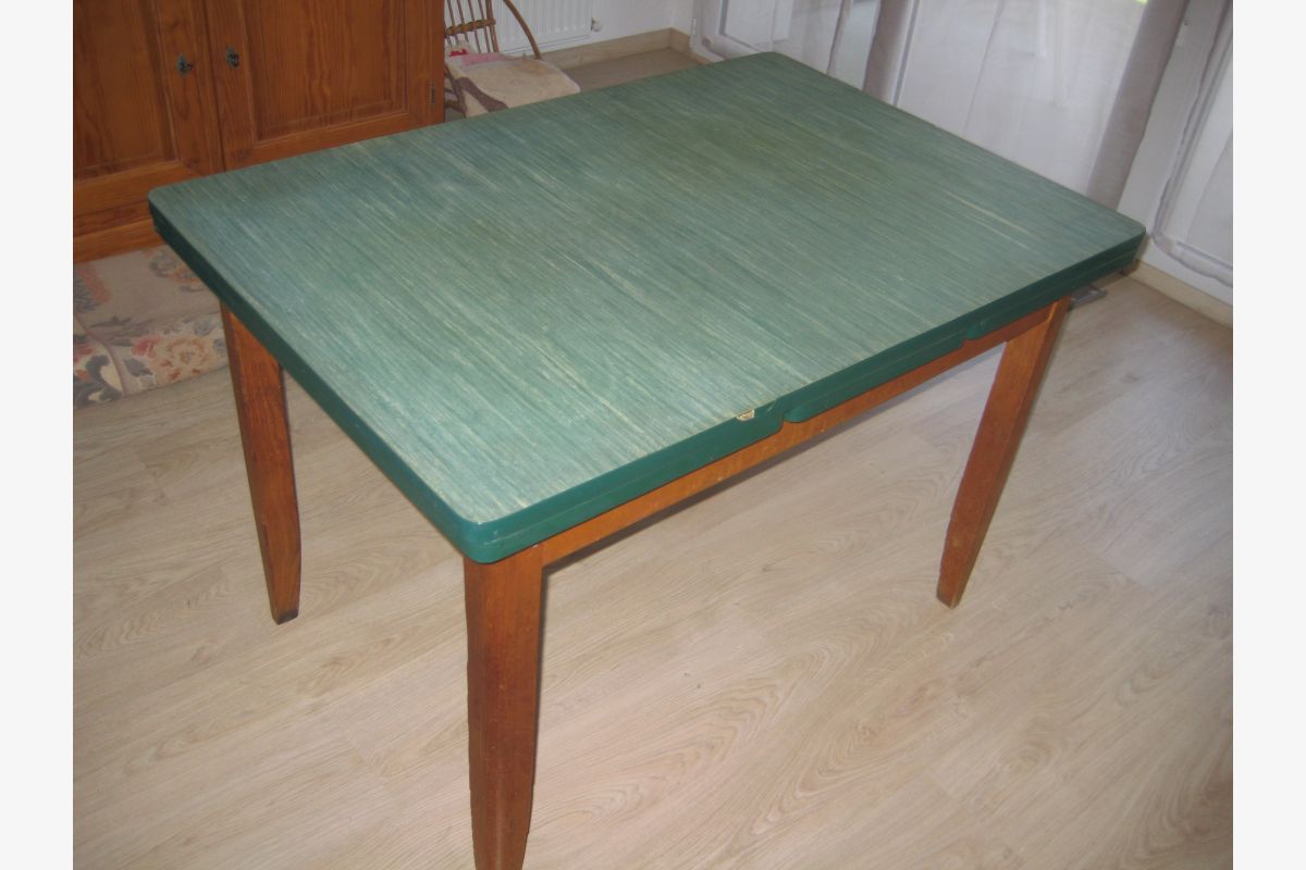 Photo 1 Table de cuisine