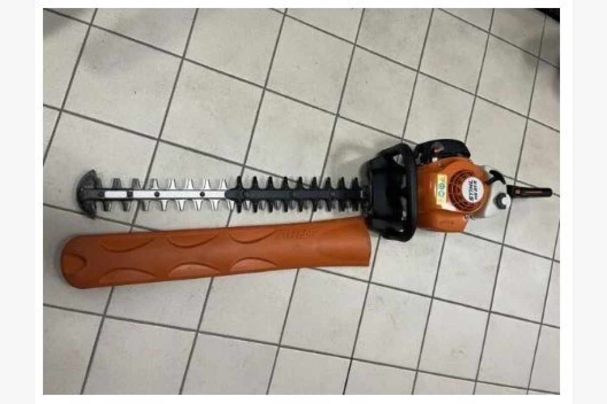Photo 1 Taille-haies Stihl HS 81 R