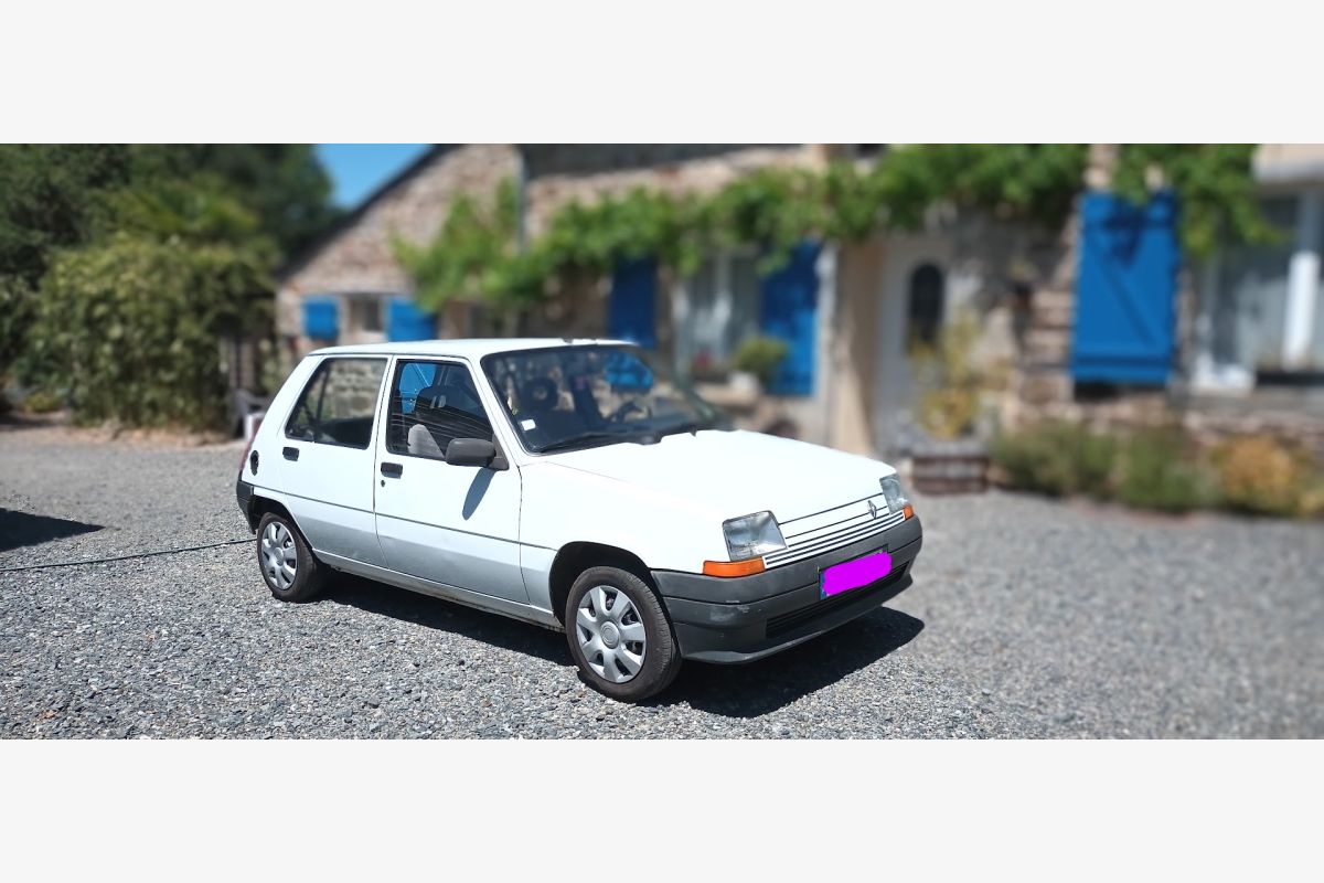 Renault Super 5 - 30249855_e5d71c12c70a968f2f8af54ea0c7384f.jpg