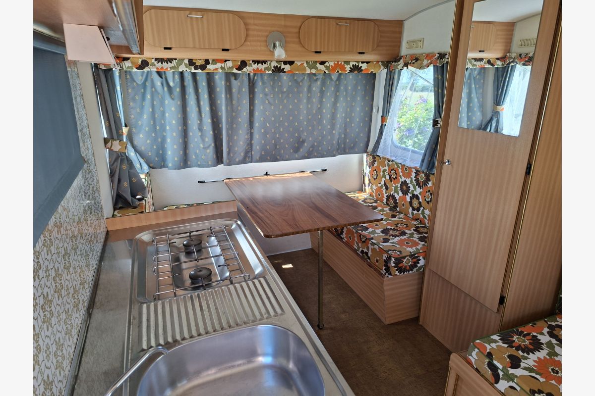 Caravane Tesserault avec auvent - 30249907_a8b1151ac300de125dcd69affb91f8c3.jpg